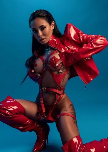 Кира, Г. Горбатов